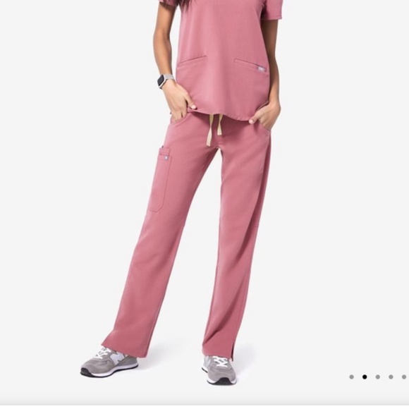 ST Figs Kade Cargo Scrub Pants Mauve - Picture 2 of 2